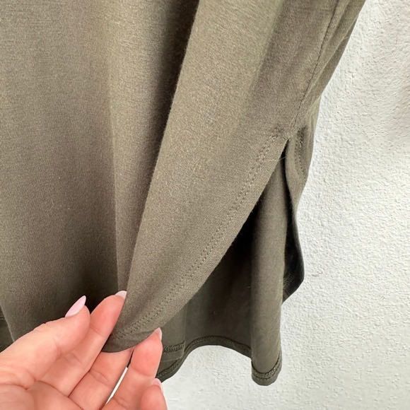 Babaton Women's Tunic Top Olive Green 3/4 Sleeve Round Neck Casual Relaxed - Picture 5 of 7